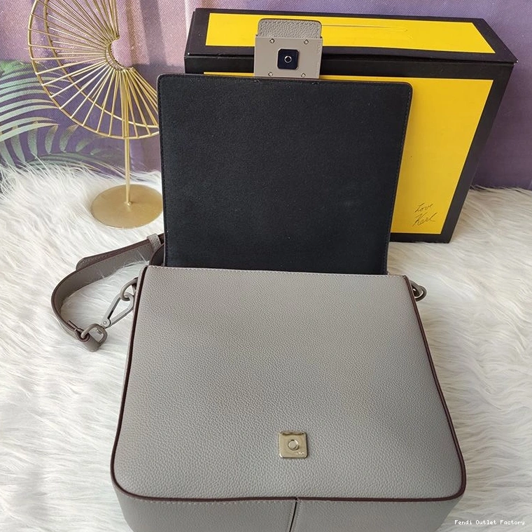 Affordable HOT Grey Leather In Cuoio Romano Baguette Medium Messenger Fendi 0822